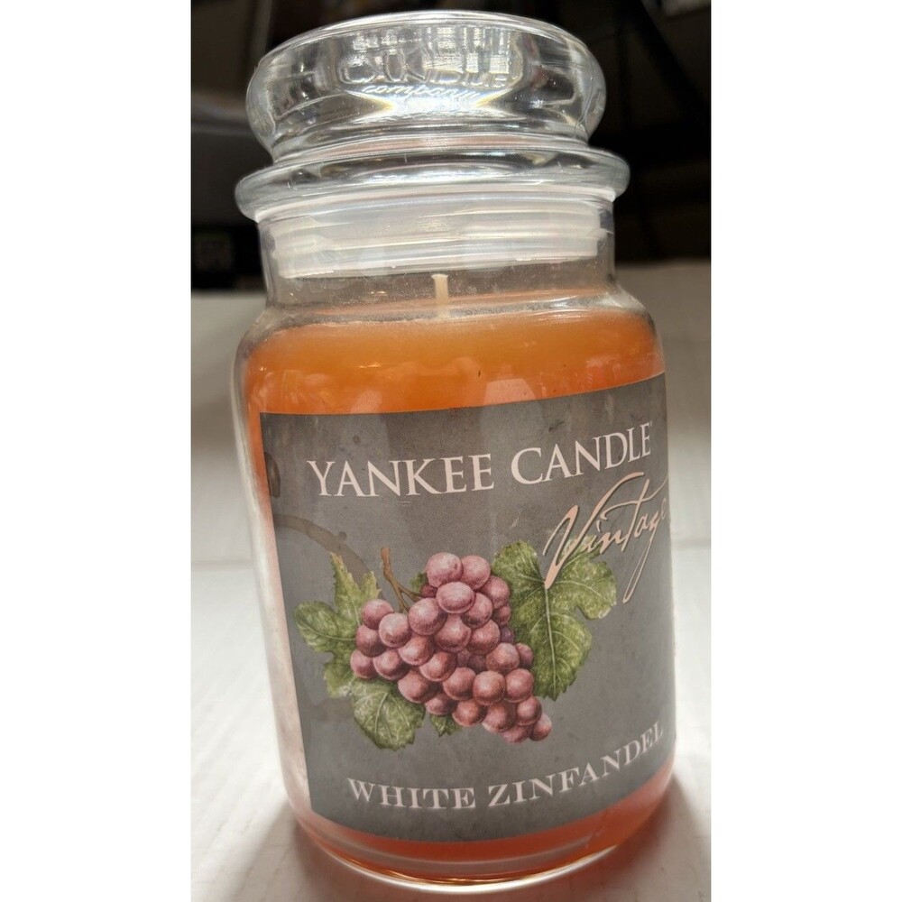 Yankee Candle White Zinfandel Vintage 14.5 oz Jar Candle – Never Burned
